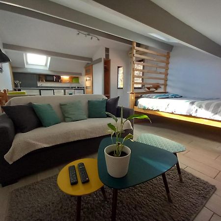 Gite Avec Terrasse Privee Proche Des Gorges Du Verdon Алман ан Прованс Екстериор снимка